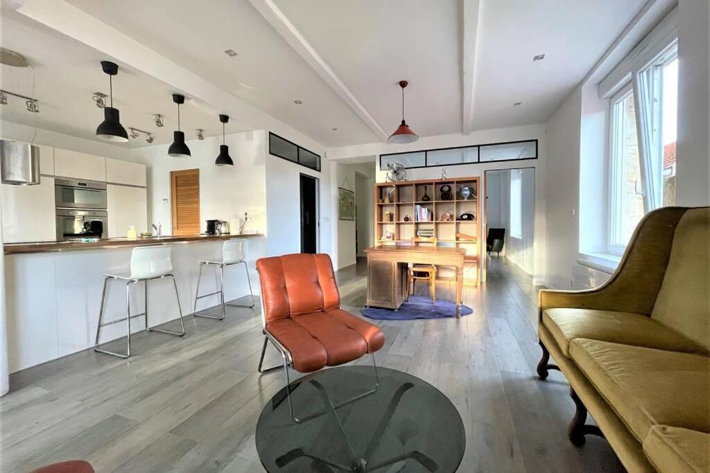 Appartement Superbe Loft 100m2 Proche Cathedrale Avec Parking