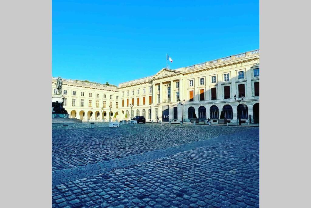Superbe Loft 100m2 Proche Cathedrale Avec Parking Appartement Reims